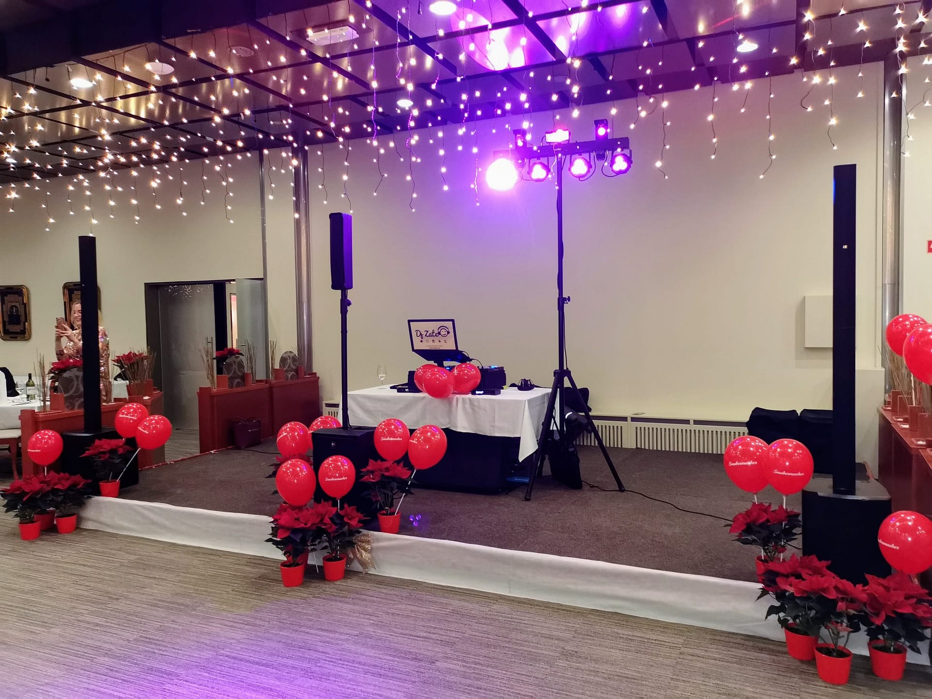 Dj Zate + foto stojnica